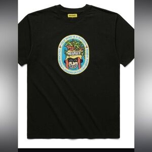 Market Land Escape Garden T- shirt size Large